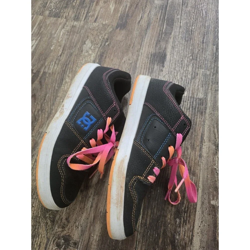 DC Shoes Cure Women’s Skate Shoes Size 6 Black Pink Orange Laces ADJS100169 Used